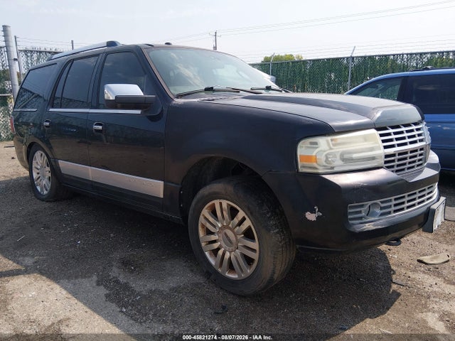 45821274 :رقم المزاد ، 5LMJJ2H58BEJ00178 vin ، 2011 Lincoln Navigator مزاد بيع