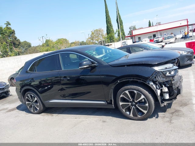 Продаж на аукціоні авто 2024 Vinfast Vf 8 Plus, vin: RLLV1AFA5RH008513, номер лоту: 45821283