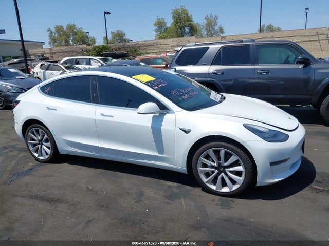 Продаж на аукціоні авто 2019 Tesla Model 3 Long Range/performance, vin: 5YJ3E1EB7KF477785, номер лоту: 45821323