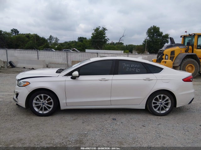 45821338 :رقم المزاد ، 3FA6P0HD5LR110565 vin ، 2020 Ford Fusion Se مزاد بيع