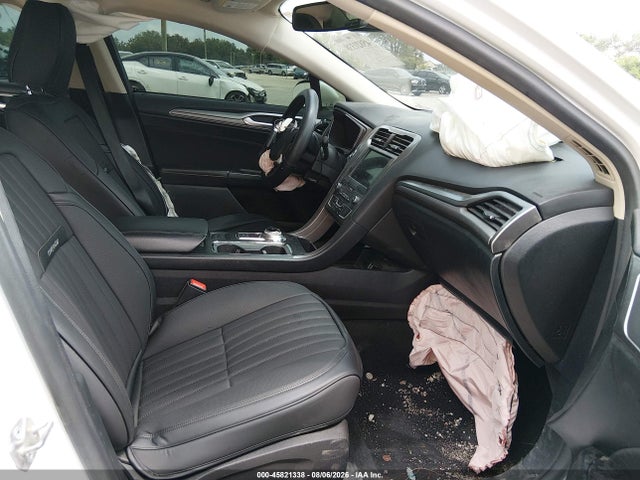 45821338 :رقم المزاد ، 3FA6P0HD5LR110565 vin ، 2020 Ford Fusion Se مزاد بيع