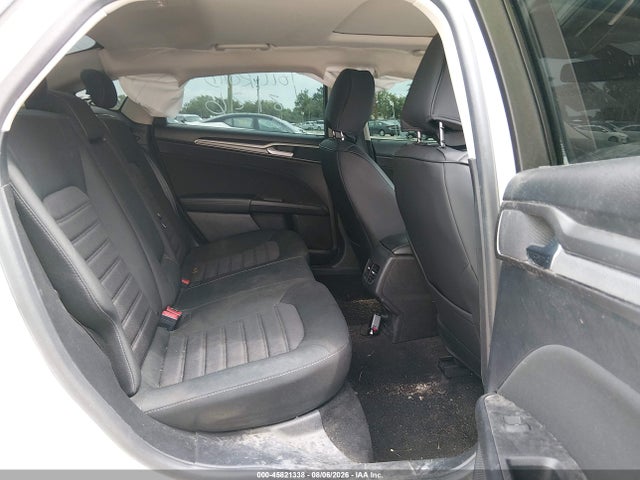 45821338 :رقم المزاد ، 3FA6P0HD5LR110565 vin ، 2020 Ford Fusion Se مزاد بيع