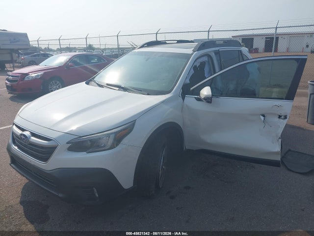 45821342 :رقم المزاد ، 4S4BTAFCXM3216008 vin ، 2021 Subaru Outback Premium مزاد بيع