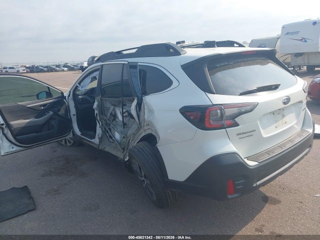 45821342 :رقم المزاد ، 4S4BTAFCXM3216008 vin ، 2021 Subaru Outback Premium مزاد بيع