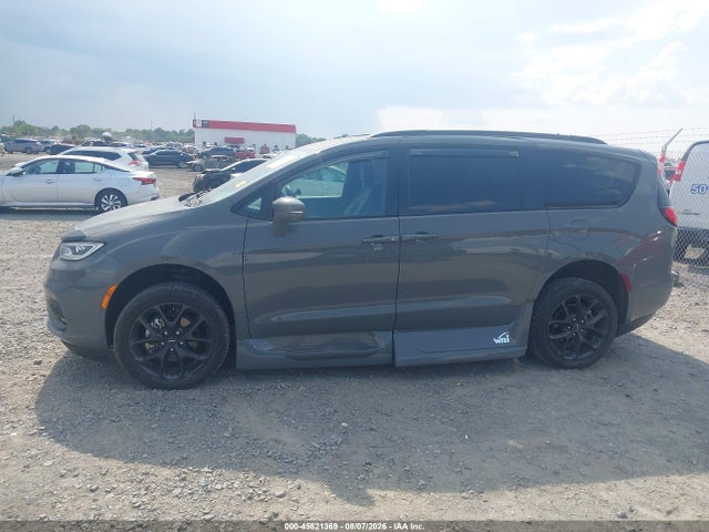 2022 Chrysler Pacifica Touring L მანქანა იყიდება აუქციონზე, vin: 2C4RC1BG8NR110127, აუქციონის ნომერი: 45821369