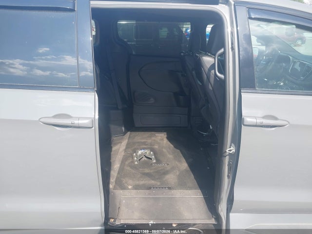 2022 Chrysler Pacifica Touring L მანქანა იყიდება აუქციონზე, vin: 2C4RC1BG8NR110127, აუქციონის ნომერი: 45821369