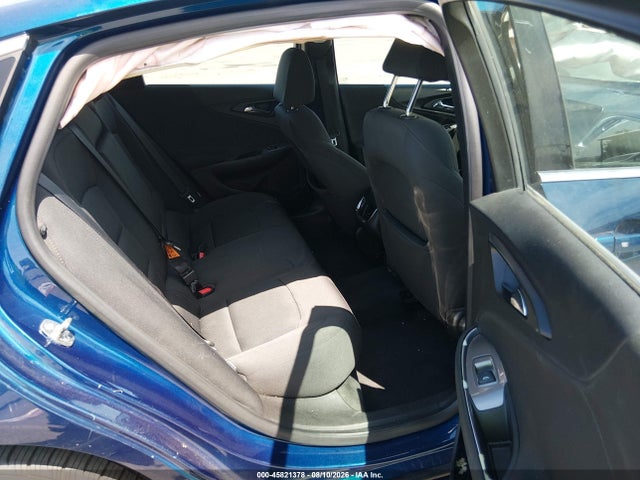 1G1ZD5ST4KF139895 Chevrolet MALIBU LT