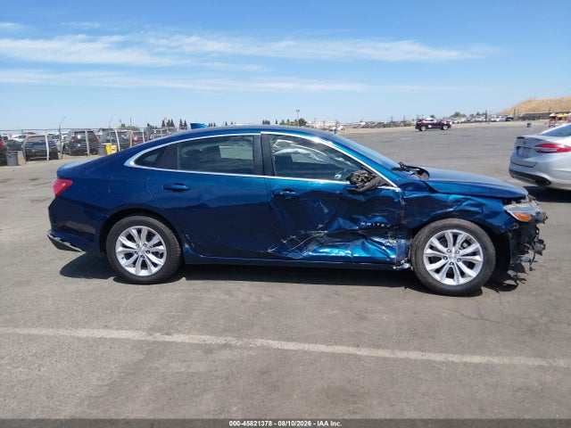 1G1ZD5ST4KF139895 Chevrolet MALIBU LT