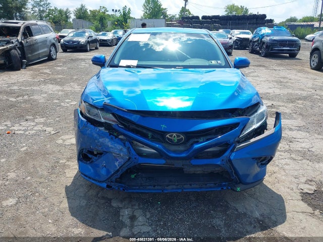 4T1B11HK9JU007780 Toyota CAMRY SE