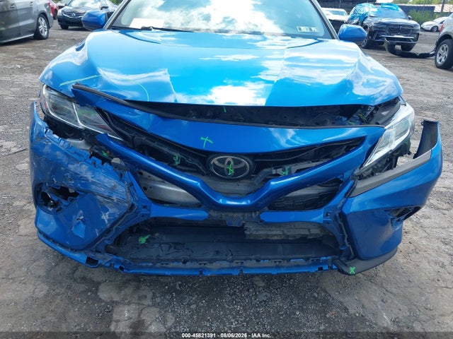 4T1B11HK9JU007780 Toyota CAMRY SE