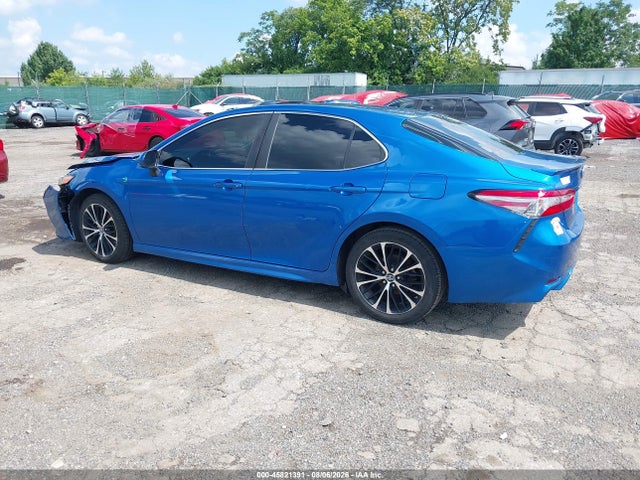 4T1B11HK9JU007780 Toyota CAMRY SE