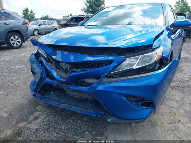 4T1B11HK9JU007780 Toyota CAMRY SE
