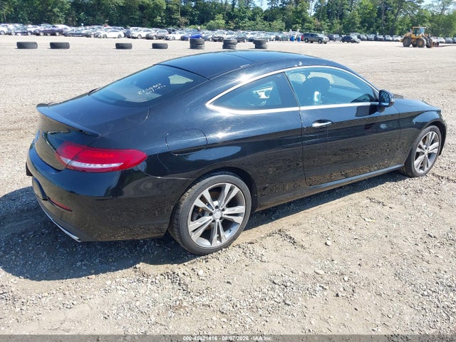 2017 Mercedes-benz C 300 4matic მანქანა იყიდება აუქციონზე, vin: WDDWJ4KB5HF423149, აუქციონის ნომერი: 45821416