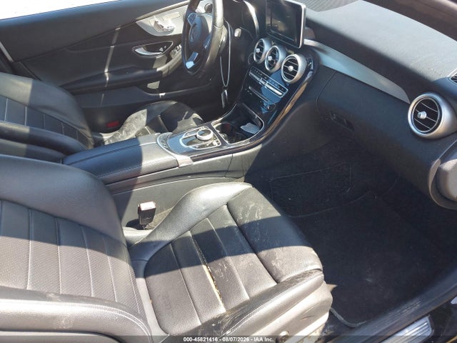 2017 Mercedes-benz C 300 4matic მანქანა იყიდება აუქციონზე, vin: WDDWJ4KB5HF423149, აუქციონის ნომერი: 45821416