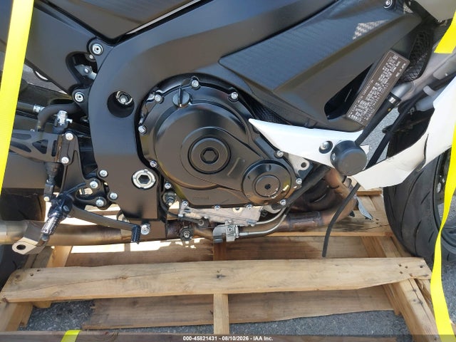 Suzuki GSX-R750 2022 JS1GR7MA8N7100825 Image 8