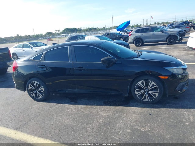 Продажа на аукционе авто 2017 Honda Civic Ex-t, vin: 19XFC1F30HE000544, номер лота: 45821455