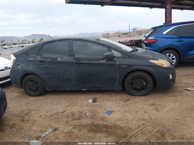 Toyota Prius Two 2014 JTDKN3DU8E1760865 Image 13