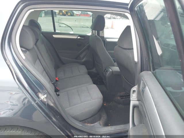 Volkswagen Golf 2.5l 2014 WVWDB7AJ1EW000900 Image 8