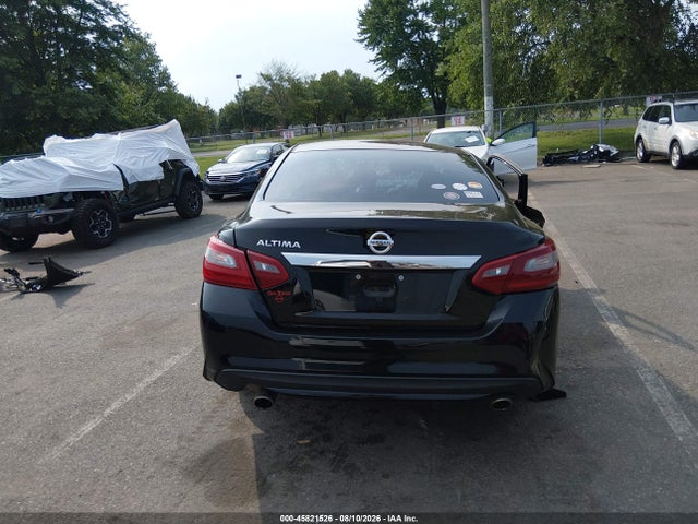 45821526 :رقم المزاد ، 1N4AL3AP1JC189529 vin ، 2018 Nissan Altima 2.5 S مزاد بيع