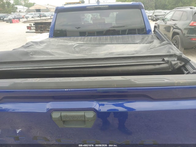 45821576 :رقم المزاد ، 3TYKB5FNXRT000590 vin ، 2024 Toyota Tacoma Trd Sport مزاد بيع