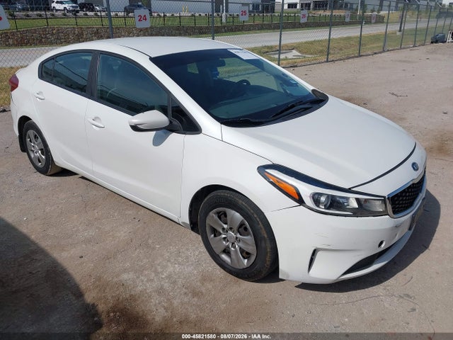 Aukcja sprzedaży 2017 Kia Forte Lx, vin: 3KPFL4A7XHE145103, numer aukcji: 45821580