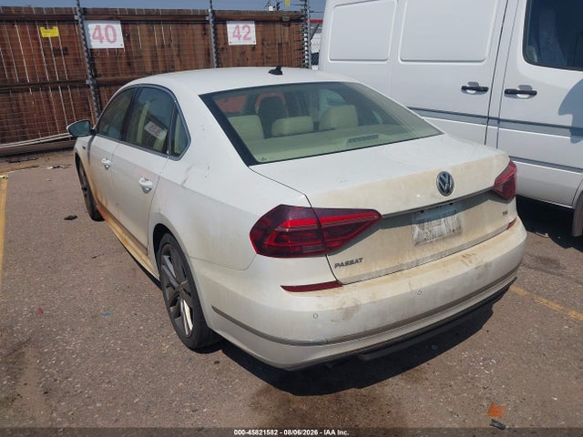 2019 Volkswagen Passat 2.0t Se R-line მანქანა იყიდება აუქციონზე, vin: 1VWMA7A39KC007835, აუქციონის ნომერი: 45821582