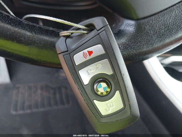 45821615 :رقم المزاد ، 5UXWX9C56F0D52253 vin ، 2015 Bmw X3 Xdrive28i مزاد بيع