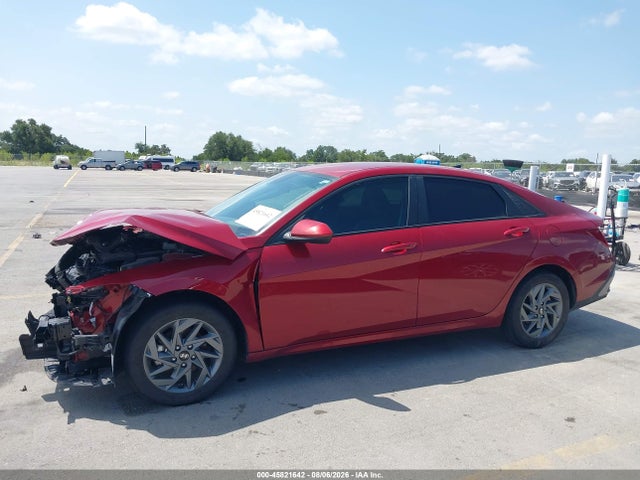 Auction sale of the 2024 Hyundai Elantra Sel, vin: KMHLM4DG2RU807234, lot number: 45821642