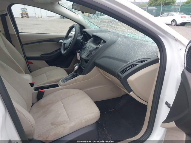 Ford FOCUS SE 2018 1FADP3K22JL276022 Image 5