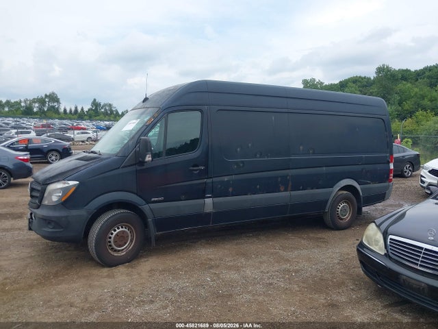 2016 Mercedes-benz Sprinter 2500 High Roof მანქანა იყიდება აუქციონზე, vin: WD3PE8DD2GP270757, აუქციონის ნომერი: 45821689