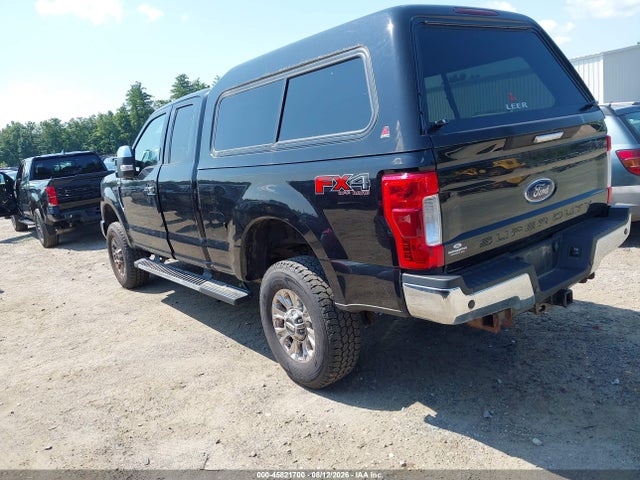 Ford F-350 Xlt 2019 1FT8X3B62KED49488 Image 3