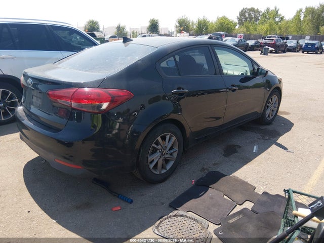 KIA FORTE LX 2017 3KPFK4A77HE030414 Image 4