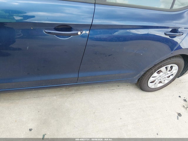 Hyundai ELANTRA SE 2019 5NPD74LF4KH493482 Image 6
