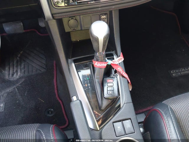 5YFBURHE9HP596860 Toyota Corolla Se Special Edition