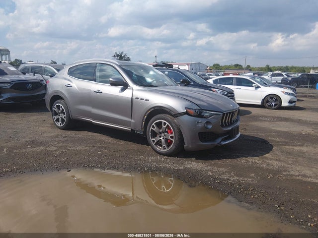 Продажа на аукционе авто 2017 Maserati Levante S, vin: ZN661YUS9HX234303, номер лота: 45821801