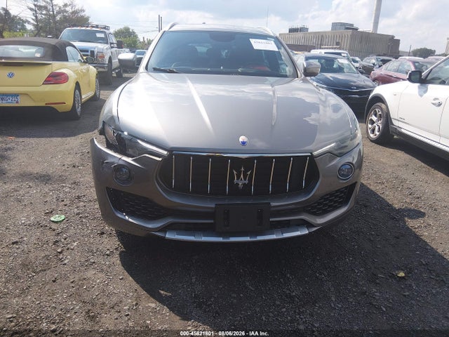 Продажа на аукционе авто 2017 Maserati Levante S, vin: ZN661YUS9HX234303, номер лота: 45821801
