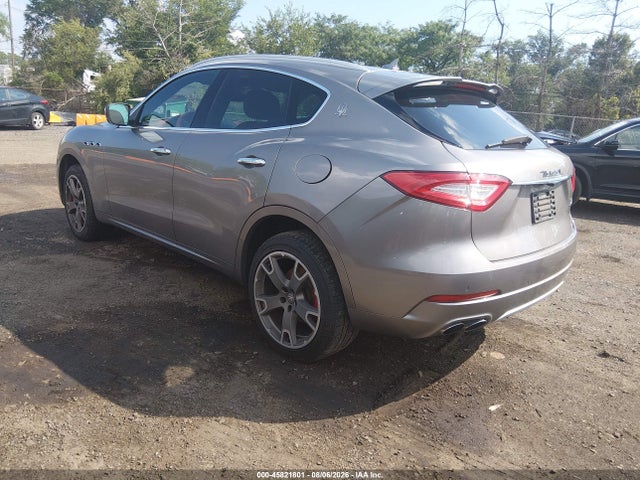 Продажа на аукционе авто 2017 Maserati Levante S, vin: ZN661YUS9HX234303, номер лота: 45821801