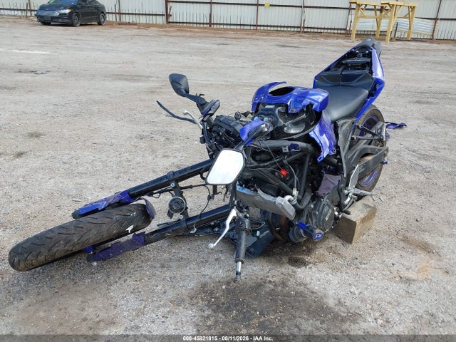 45821815 :رقم المزاد ، MH3RH18Y6RK014620 vin ، 2024 Yamaha Yzfr3 A مزاد بيع