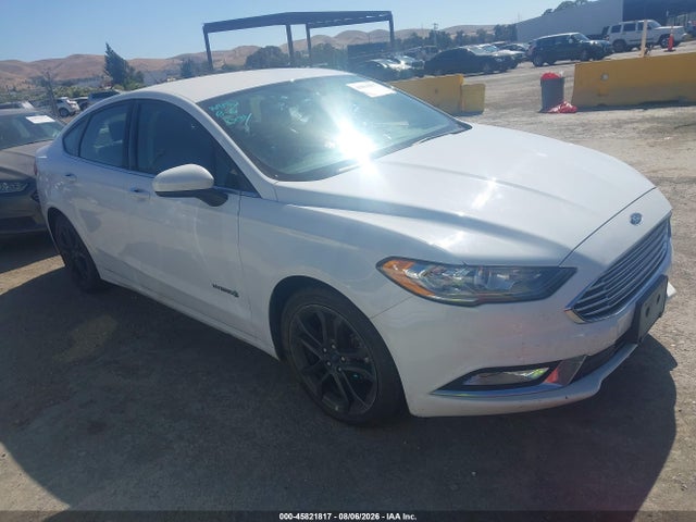 45821817 :رقم المزاد ، 3FA6P0LU3JR248495 vin ، 2018 Ford Fusion Hybrid Se مزاد بيع