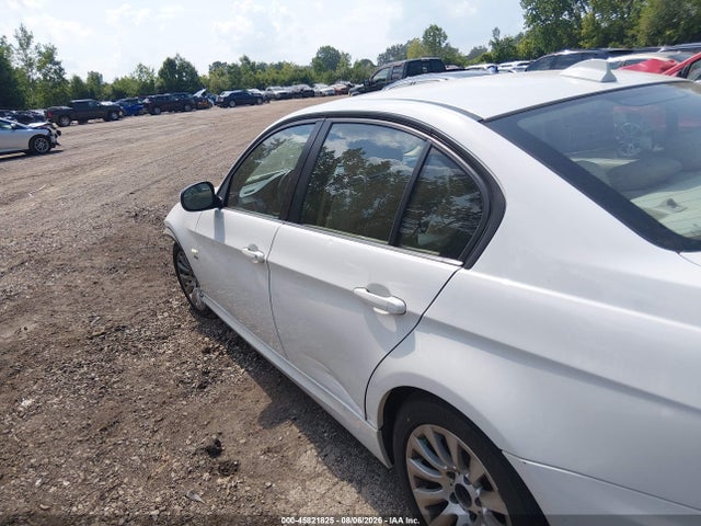 2009 Bmw 328i Xdrive მანქანა იყიდება აუქციონზე, vin: WBAPK73589A450878, აუქციონის ნომერი: 45821825