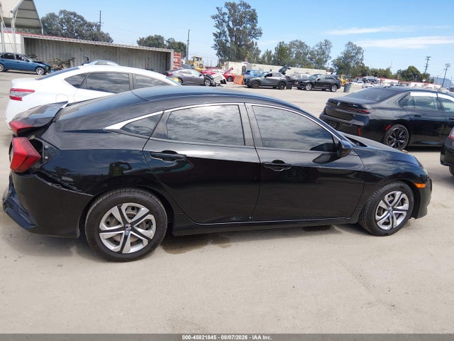 Honda Civic Lx 2018 2HGFC2F67JH518050 Image 14