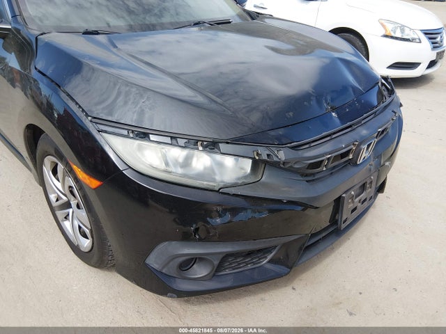 Honda Civic Lx 2018 2HGFC2F67JH518050 Image 19