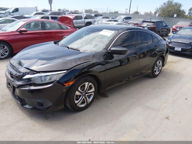 Honda Civic Lx 2018 2HGFC2F67JH518050 Image 2