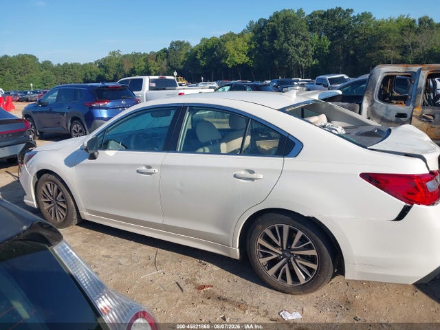 45821868 :رقم المزاد ، 4S3BNAF64J3004838 vin ، 2018 Subaru Legacy 2.5i Premium مزاد بيع