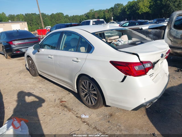 45821868 :رقم المزاد ، 4S3BNAF64J3004838 vin ، 2018 Subaru Legacy 2.5i Premium مزاد بيع
