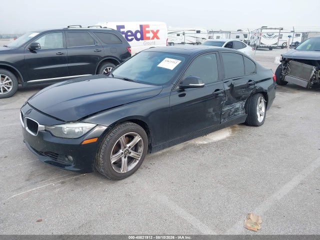 45821912 :رقم المزاد ، WBA3B5C59EF599607 vin ، 2014 Bmw 328i Xdrive مزاد بيع