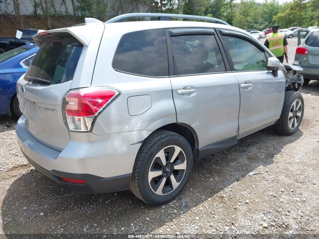 2018 Subaru Forester 2.5i Premium მანქანა იყიდება აუქციონზე, vin: JF2SJAEC9JH571926, აუქციონის ნომერი: 45821971