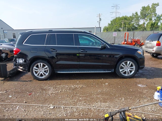 45822050 :رقم المزاد ، 4JGDF6EEXHA893979 vin ، 2017 Mercedes-benz Gls 450 4matic مزاد بيع