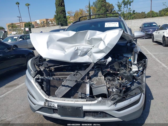 KM8J33A2XJU718884 Hyundai Tucson Limited