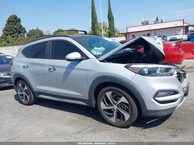 KM8J33A2XJU718884 Hyundai Tucson Limited